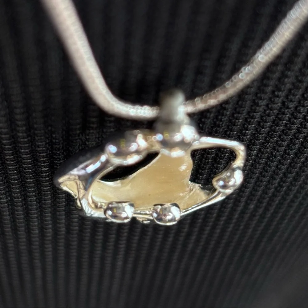 Family of Five Pendant Necklace .925 Sterling Silver Parents & Three Children‎